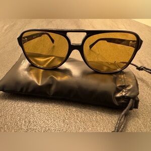 Authentic CELINE CL40027I 54H Black w/yellow Lens Sunglasses